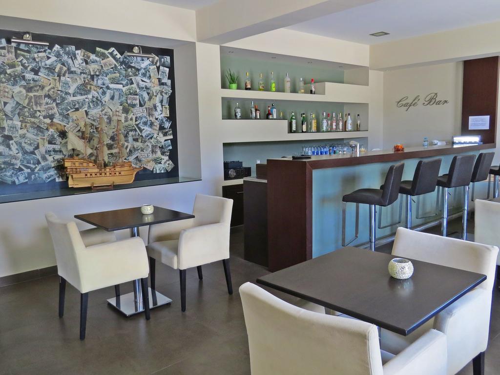 Maritime Hotel Apartments Petaloudes Exterior foto