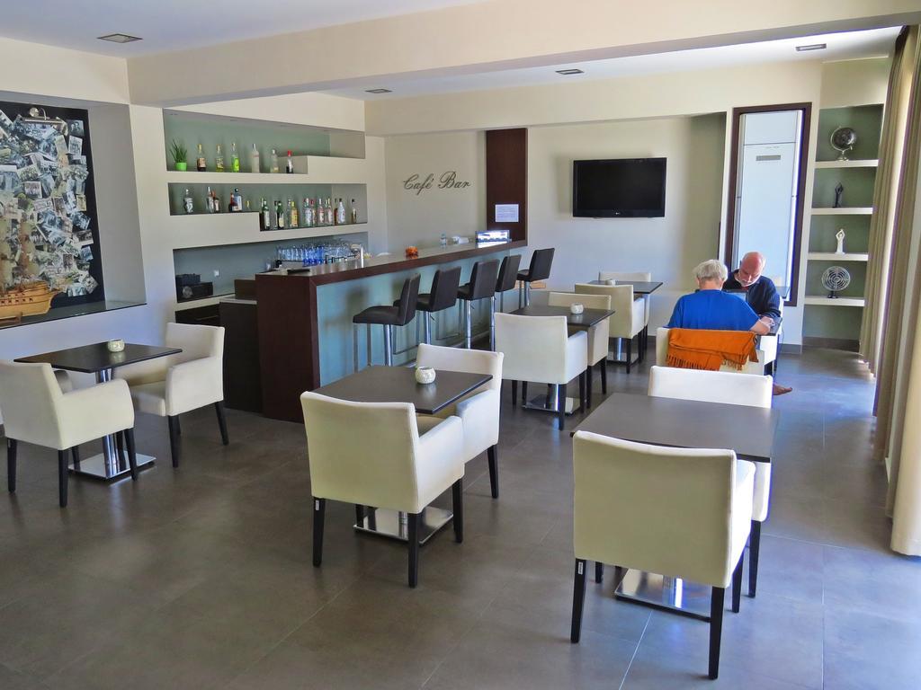Maritime Hotel Apartments Petaloudes Exterior foto
