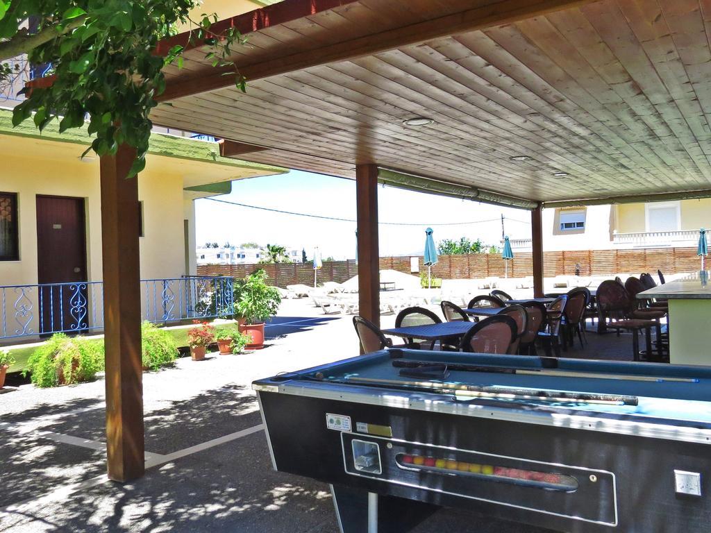 Maritime Hotel Apartments Petaloudes Exterior foto