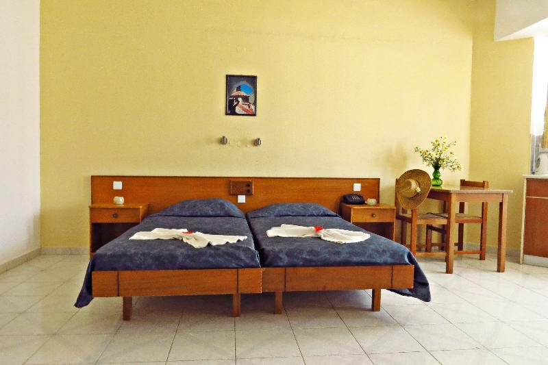 Maritime Hotel Apartments Petaloudes Exterior foto