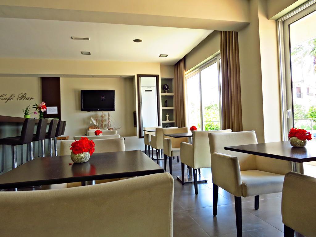 Maritime Hotel Apartments Petaloudes Exterior foto
